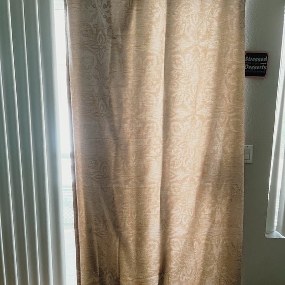 Royal Velvet draperies - Picture 1 of 6